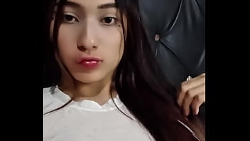 Esposa caliente follada real cruda montando una polla enorme y una gran corrida en misionero