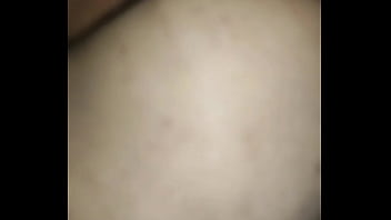 Morena casada puta arromba o seu cú guloso com comedor e corno assiste tudo