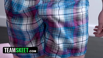 Sex crazed stepsisters lola aiko & nikki nicole finally try their first cock