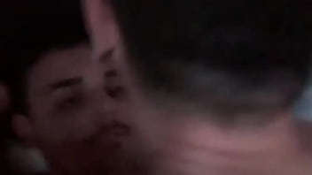 Amigos fudendo gostoso