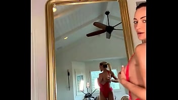 Lindsey pelas blonde big boobs webcam