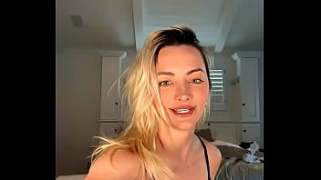 Lindsey pelas blonde big boobs webcam