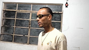 Meu primeiro gang bang dando pra 5 dotados no pelo