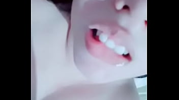 Criado me culea muy rico que me da leche en mi coño de puta