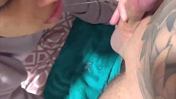 Cum on adellas' face