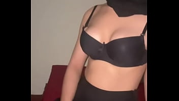 Dirty muslim arab masturbation video with hijab babe moaning from clit rubbing