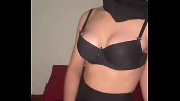 Dirty muslim arab masturbation video with hijab babe moaning from clit rubbing