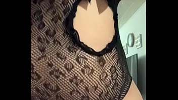 Showing Her Nice Body thumbnail