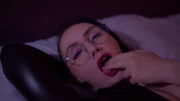 Kinky husband pussy eating his wench's and she takes real orgasm