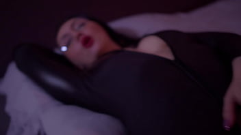 Kinky husband pussy eating his wench's and she takes real orgasm