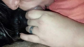 Mis manos y boca trabajando juntas para un final explosivo