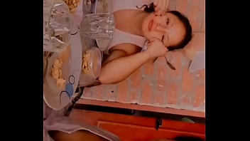 Técnica en celulares chiclayana