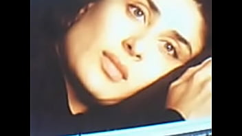 Cum on kareena kapoor