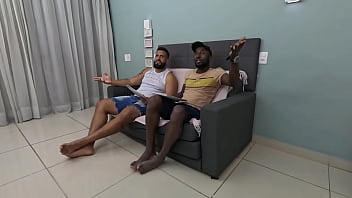 100%anal eu meu amigo estudando para o vestibular com as meninas da república acabou bem fodemos os cuzinhos das duas patinhas safadas enquanto os pais delas acham que as filhas são santas