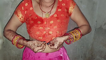 कामोत्तेजक भाभी बाथरूम में पेशाब करती हुई हिंदी में अश्लील