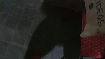 Jugando Con Mi Verga Bañándome thumbnail