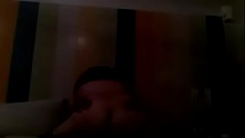 Haciendo venir a mi gatita