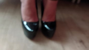 Spit and high heels shoes