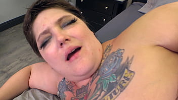 Hot and hairy bbw chelsea dagger bangs a skinny guy jm1168