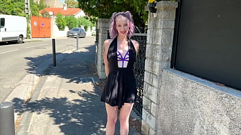 Stella de retour pour donner son cul