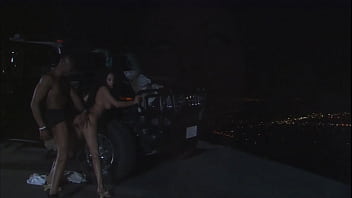 Dee has sex with sean michaels