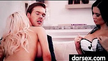 Hot girl enjoys an erotic afternoon fuck 25