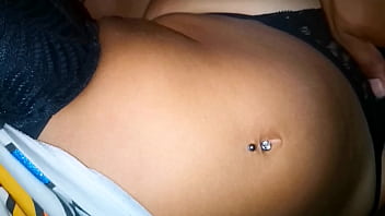 Ella tiene un coño super estrecho