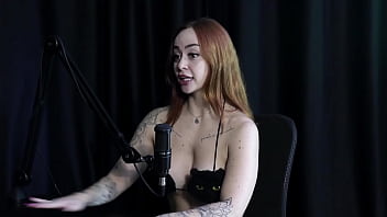 Menage feminino é seu fetiche teve múltiplos orgasmos pediram pra chupar o pé e sobre seus planos para o futuro thaisa redvelvet watch sheer red