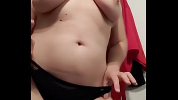 Hello mes loulous dernier jour pour tenter de gagner mon string et ta