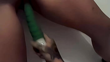 Squirt und spank training für die sklavin