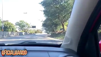 Fudendo essa branquinha da buceta rosa no pelo lá de são paulo completou 18 anos ontem