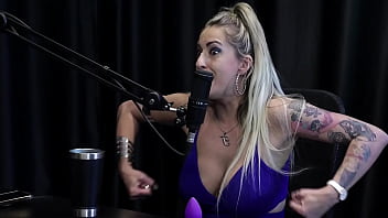 Na cadeia foi colocada na sela especial era mulher de um bandido gastava o que ganhava e todo mundo que trabalha com pornô tem depressão julia fontanelli watch sheer red