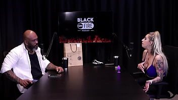 Na cadeia foi colocada na sela especial era mulher de um bandido gastava o que ganhava e todo mundo que trabalha com pornô tem depressão julia fontanelli watch sheer red