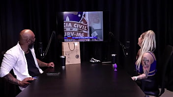 Na cadeia foi colocada na sela especial era mulher de um bandido gastava o que ganhava e todo mundo que trabalha com pornô tem depressão julia fontanelli watch sheer red