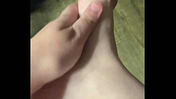 Queenezzie worship my feet apr 18 2025