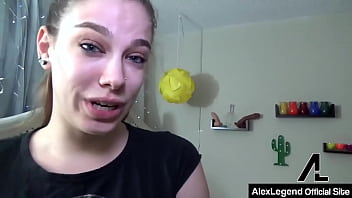 Sexy bobbi dylan squeezes all the cum out of alex legend's cock