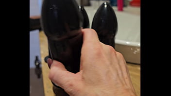 Large sextoy anal fuck