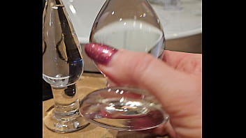 Large sextoy anal fuck