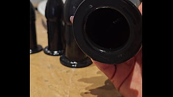 Large sextoy anal fuck
