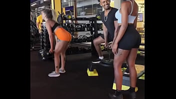 Minha esposa mostrando o lado bom da vida