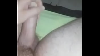 Haciendo unos cariños a mi pija rica