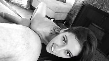 Nip n tuck kinky babe rims with her tongue and nipples