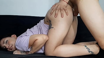 Que concha tan deliciosa tiene mi hermanastra deja que te meta mi gran polla historia completa