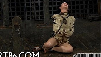 Upside down chick gives blowjob