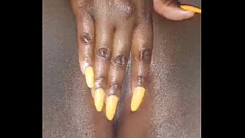 Love playing with my clit i