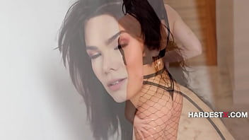 Brunette pretty with an ass hungry for cock