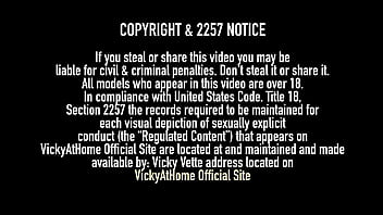 Hot divas vicky vette and rachel storms scissoring at the pool