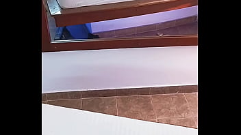 Sexo casero real entre cuñados en un motel