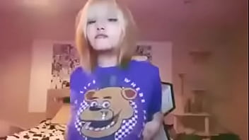 Ayuden samaritanos a buscar a esta chiquilla de buenos muslos