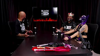 As regras diferencia o bdsm para o fetiche uma pessoa não quis entrar em sua casa as coisas absurdas que solicitam e a chibatada que levou madame agatha e jeff negão rei das entrevistas